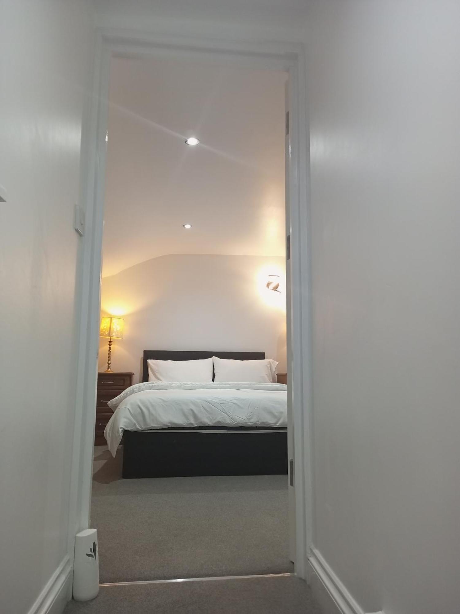 אילפורד Family Lodge, Princess Lodge, Executive Lodge, Master'S Lodge מראה חיצוני תמונה